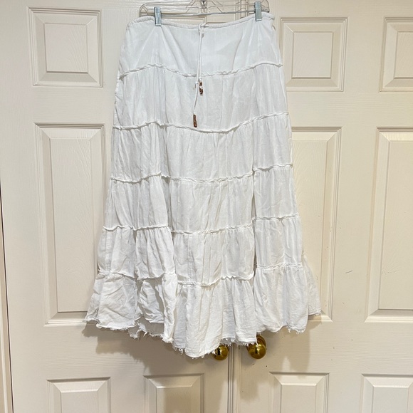 Free People Women's Simply Smitten White Tiered Cotton Maxi Skirt large boho - Picture 2 of 10
